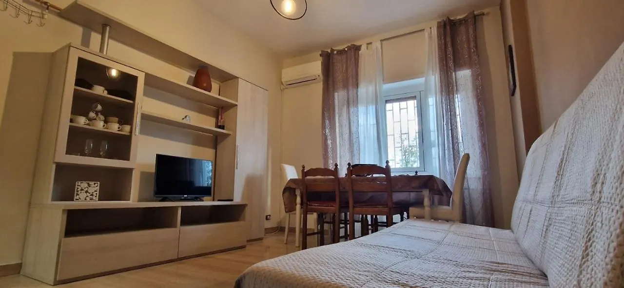 Apartment Holiday Home Telese Roma Italy